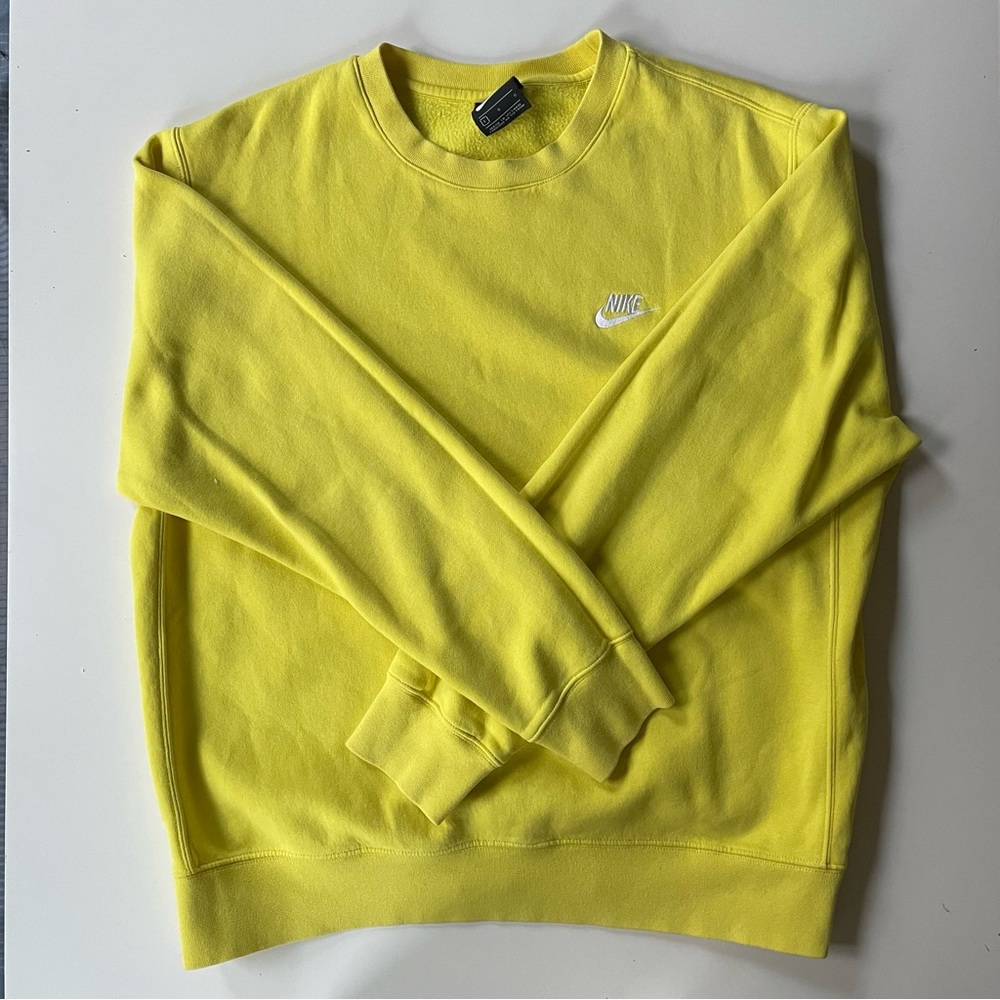 Nike Yellow Crewneck *ATHLETIC* *SWEATSHIRT*